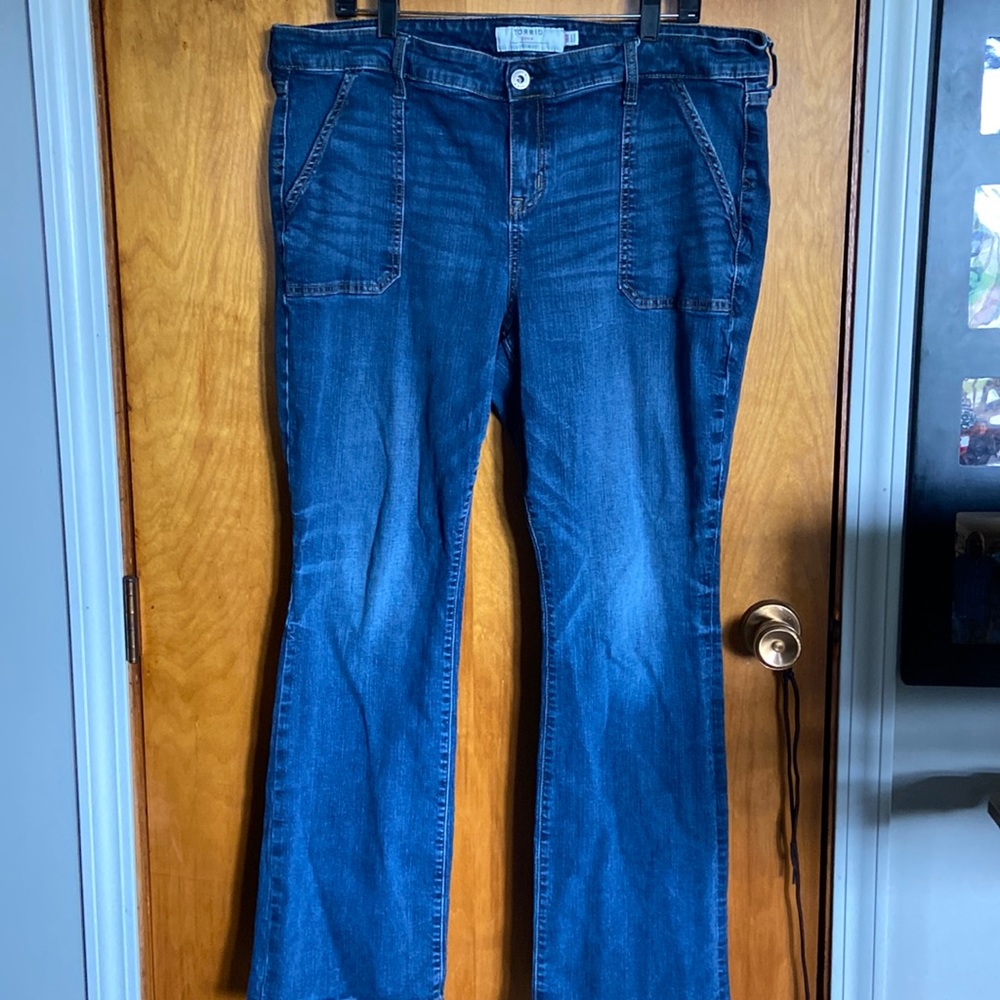 Adorable jeans!